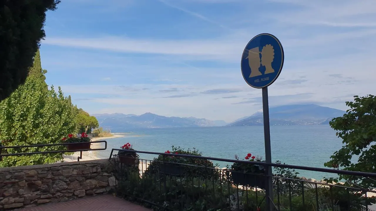 Apartment Appartamenti Adriana Sirmione