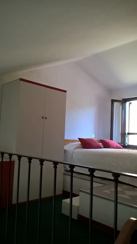 Apartment Appartamenti Adriana Sirmione